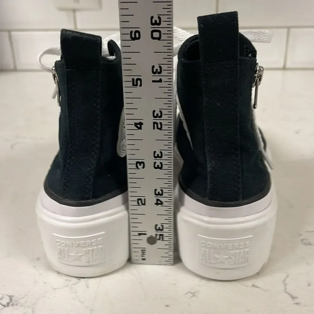 Converse Chuck Taylor All Star Lugged Lift Girls' Grade School Size 2 Black